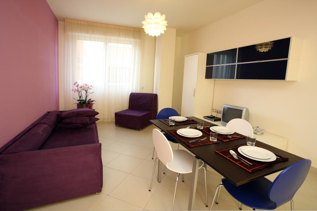 Noha Suite Hotel Riccione Exterior foto